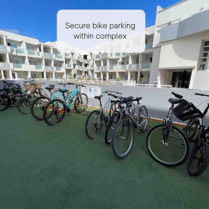 La Cabanana - Apartment W Pool And High-Speed Wifi Corralejo Luaran gambar