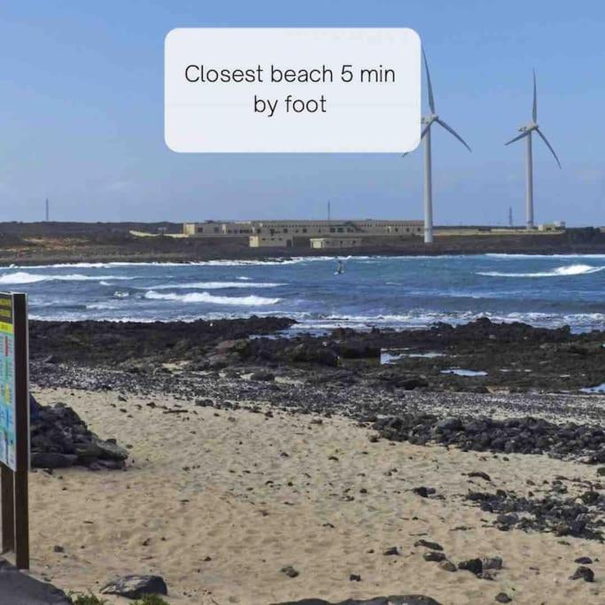 La Cabanana - Apartment W Pool And High-Speed Wifi Corralejo Luaran gambar